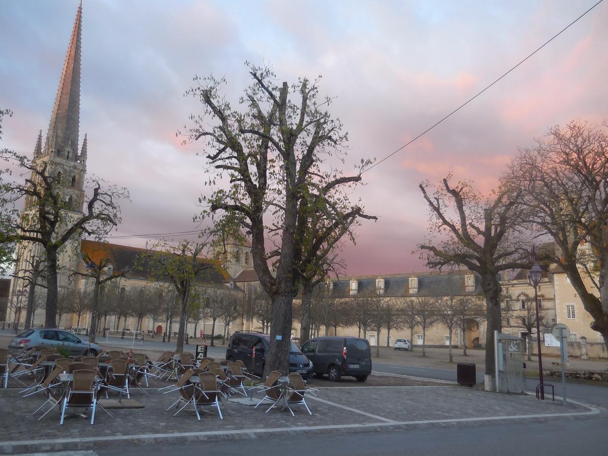 Hotel De L'Abbaye Saint-Savin  Zewnętrze zdjęcie